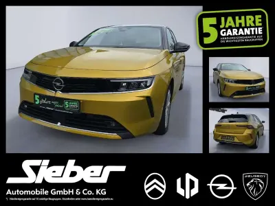 Gebraucht Opel Astra Elegance 131 PS (96 kW) 2023 Kult gelb Kleinwagen