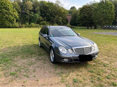 Mercedes E220