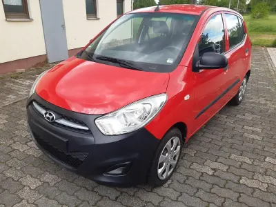 Gebraucht Hyundai i10 69 PS (50 kW) 2011 Rot Kleinwagen
