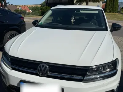 Gebraucht VW Tiguan IQ Drive 150 PS (110 kW) 2020 Weiß SUV
