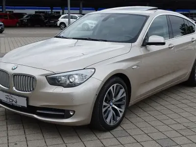 Gebraucht BMW 550 Sport Line 408 PS (300 kW) 2010 Silber Limousine