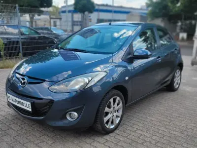 Gebraucht Mazda 2 Center-Line 102 PS (75 kW) 2011 Grau Kleinwagen