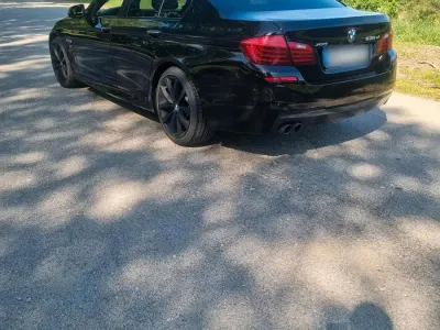 Gebraucht BMW 530 M Sport 258 PS (189 kW) 2016 Schwarz Limousine