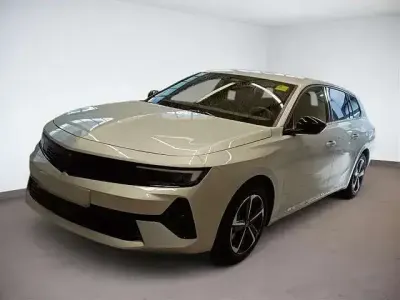 Käytetty Opel Astra 131 HP (96 kW) 2024 Hopea Farmari
