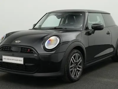 Gebraucht Mini Cooper S Classic 204 PS (150 kW) 2024 Schwarz Kleinwagen