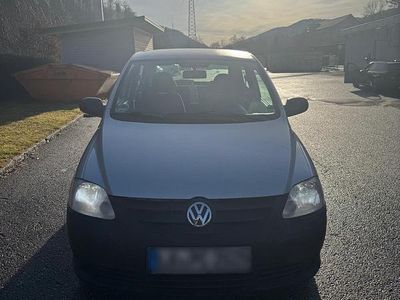 Gebraucht VW Fox 54 PS (39 kW) 2010 Silber Kleinwagen