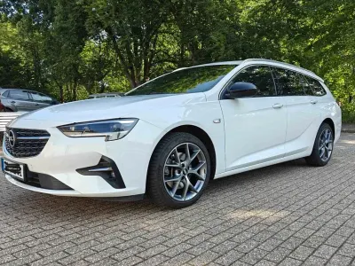 Gebraucht Opel Insignia Business 122 PS (89 kW) 2022 Weiß Kombi