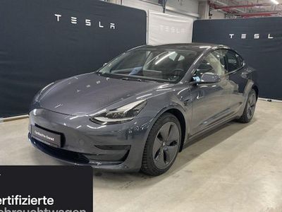 Silber Gebraucht 2021 Tesla Model 3 Standard Range Limousine | 25.200 € (Fairer Preis)