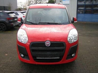 Colore esterno (passione rot) Gebraucht 2015 Fiat Doblò Van / Kleinbus | 8.600 € (Fairer Preis)
