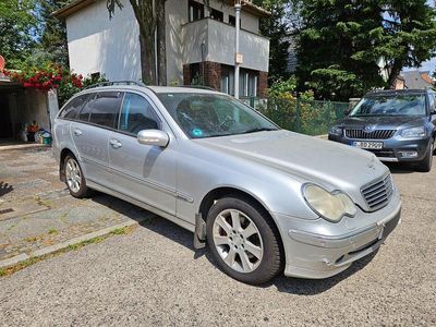 Mercedes C240