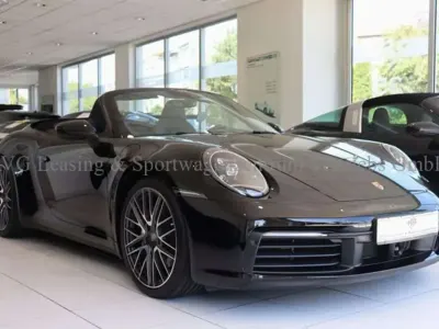 Second-hand Porsche 911 Carrera 4S Cabriolet Chrono 450 CP (330 kW) 2024 Negru Cabrio