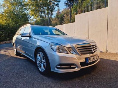 Mercedes E200