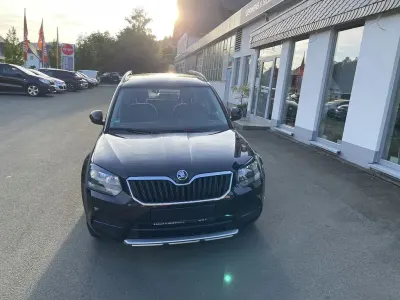 Gebraucht Skoda Yeti Active 110 PS (80 kW) 2015 Schwarz SUV