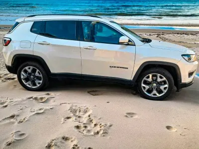 Gebraucht Jeep Compass Limited 170 PS (125 kW) 2020 Weiß SUV