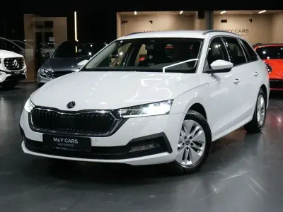 Gebraucht Skoda Octavia Ambition 150 PS (110 kW) 2022 Weiß Kombi