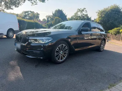 Gebraucht BMW 520 Shadowline 190 PS (139 kW) 2019 Schwarz Kombi