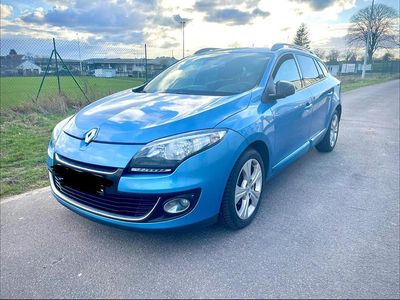 Second-hand Renault Mégane GrandTour Bose Edition 110 CP (80 kW) 2013 Albastru Break