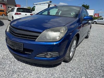 Opel Astra GTC