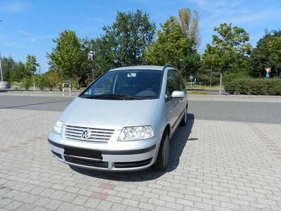 VW Sharan