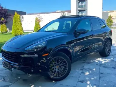 Gebraucht Porsche Cayenne S E-Hybrid Platinum Edition 416 PS (305 kW) 2017 Schwarz SUV