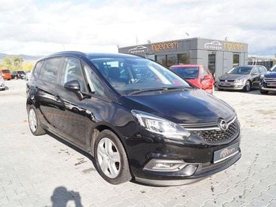 Second-hand Opel Zafira Edition 140 CP (102 kW) 2016 Negru Monovolum