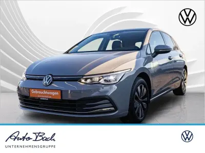 Gebraucht VW Golf VIII Move 131 PS (96 kW) 2023 Mondsteingrau Limousine
