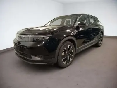 Gebraucht Opel Grandland X Edition 136 PS (100 kW) 2025 Lackierung schwarz perla nera/ SUV