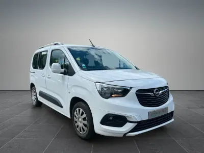 Gebraucht Opel Combo 131 PS (96 kW) 2020 Weiß Van / Kleinbus