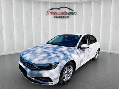 Gebraucht VW Passat Style 122 PS (89 kW) 2021 Weiß Limousine