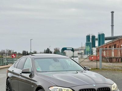 Gebraucht BMW 530 M Sport 245 PS (180 kW) 2011 Grau Limousine