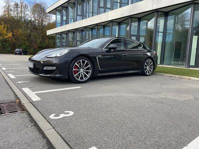 Second-hand Porsche Panamera Turbo 570 CP (419 kW) 2009 Negru Berlinǎ