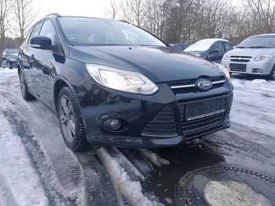 Gebraucht Ford Focus 110 PS (80 kW) 2014 Schwarz Kombi