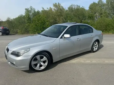 Begagnad BMW 523 Advantage 177 HK (130 kW) 2006 Silver Sedan