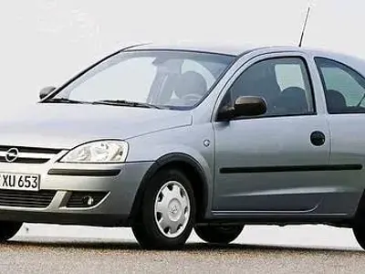Gebraucht Opel Corsa 56 PS (41 kW) 2005 Silber Kleinwagen