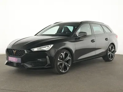 Gebraucht Cupra Leon VZ 300 PS (220 kW) 2024 Mitternachtsschwarz Limousine