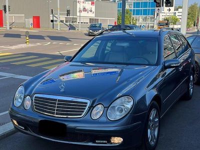 Mercedes E200