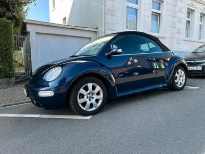 Gebraucht VW New Beetle 102 PS (75 kW) 2003 Blau Kleinwagen