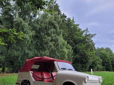 Weiß Gebraucht 1980 Trabant 601 | 8.900 €