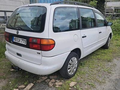 Gebraucht VW Sharan 90 PS (66 kW) 1997 Weiß Van / Kleinbus