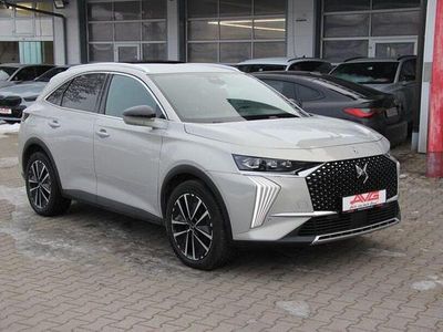 Chrystal pearl (metallic) Gebraucht 2024 DS Automobiles DS7 Crossback Rivoli SUV | 31.950 € (Fairer Preis)