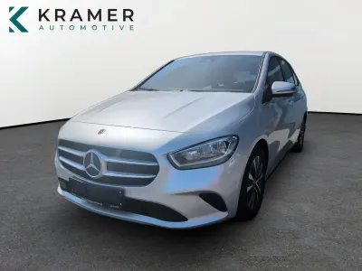 Gebraucht Mercedes B200 Style 150 PS (110 kW) 2021 Silber Van / Kleinbus