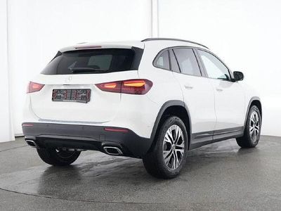 Gebraucht Mercedes GLA180 Progressive 136 PS (100 kW) 2024 SUV