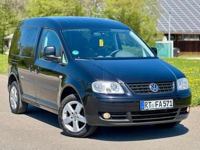 Begagnad VW Caddy Team 105 HK (77 kW) 2010 Svart Minibuss