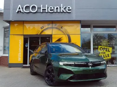 Gebraucht Opel Astra Ultimate 145 PS (106 kW) 2026 Grün Kombi