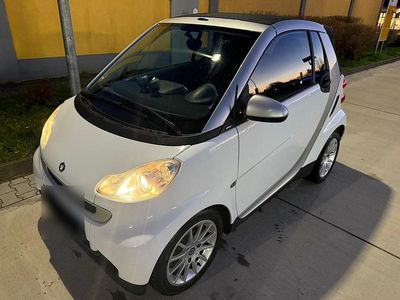Gebraucht Smart ForTwo Cabrio 70 PS (51 kW) 2009 Weiß Cabrio