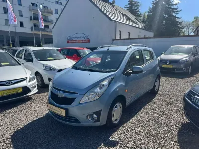 Second-hand Chevrolet Spark LS 82 CP (60 kW) 2011 Albastru Hatchback