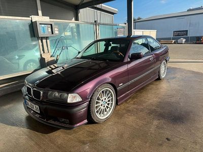 Gebraucht BMW 323 M Sport 170 PS (125 kW) 1997 Violet Coupé