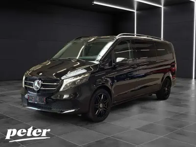Gebraucht Mercedes V300 237 PS (174 kW) 2024 Obsidianschwarz Van / Kleinbus