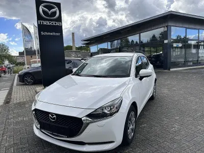 Gebraucht Mazda 2 75 PS (55 kW) 2023 Weiß Kleinwagen