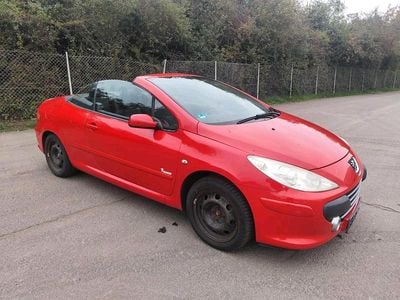 Gebraucht Peugeot 307 CC 140 PS (102 kW) 2007 Rot Cabrio